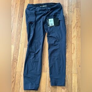 Arc'teryx Women's Navy/Gray Cargo Pants